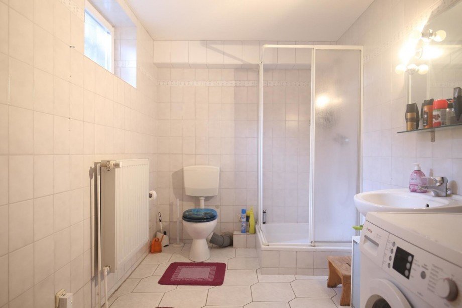 Badezimmer im KG Doppelhaush�lfte Quickborn