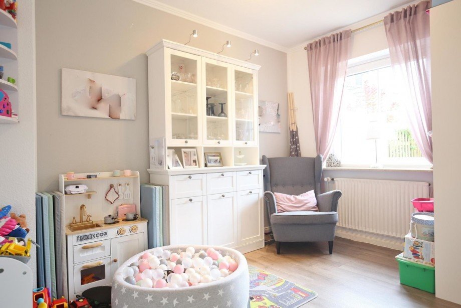 Spielecke im Wohnzimmer Reihenendhaus Norderstedt