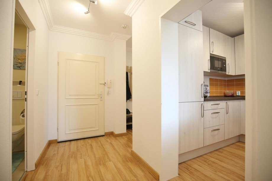 Flur-Einbauk�che Etagenwohnung Quickborn