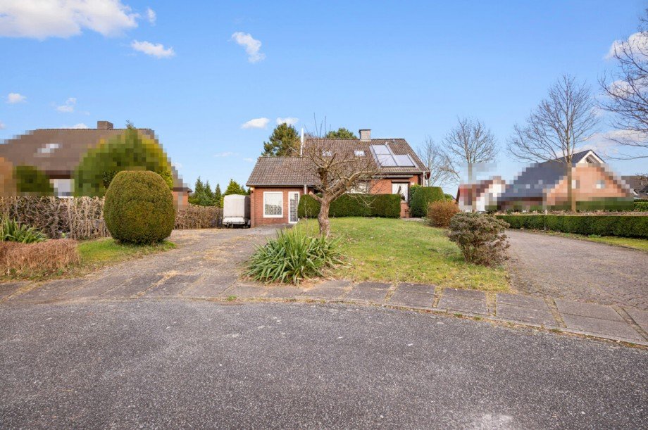 Stra�enansicht Einfamilienhaus Tangstedt