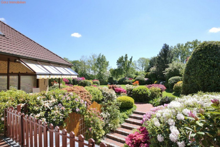 Treppe zum Schwimmbereich Einfamilienhaus Kaltenkirchen