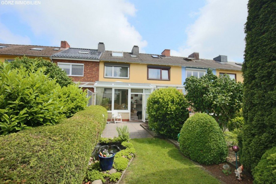 gepflegter Garten! Reihenmittelhaus Norderstedt