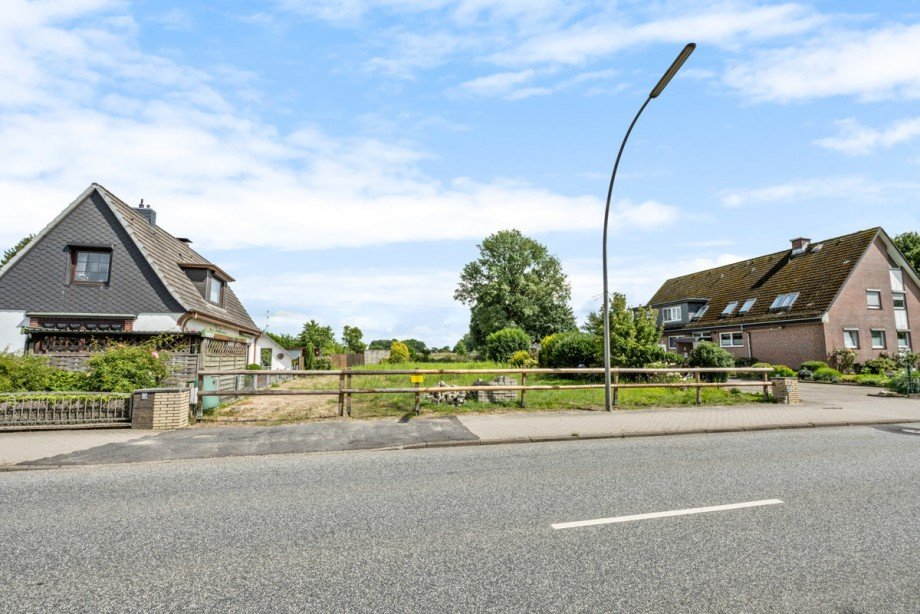 Strassenansicht Wohngrundst�ck Norderstedt / Glash�tte