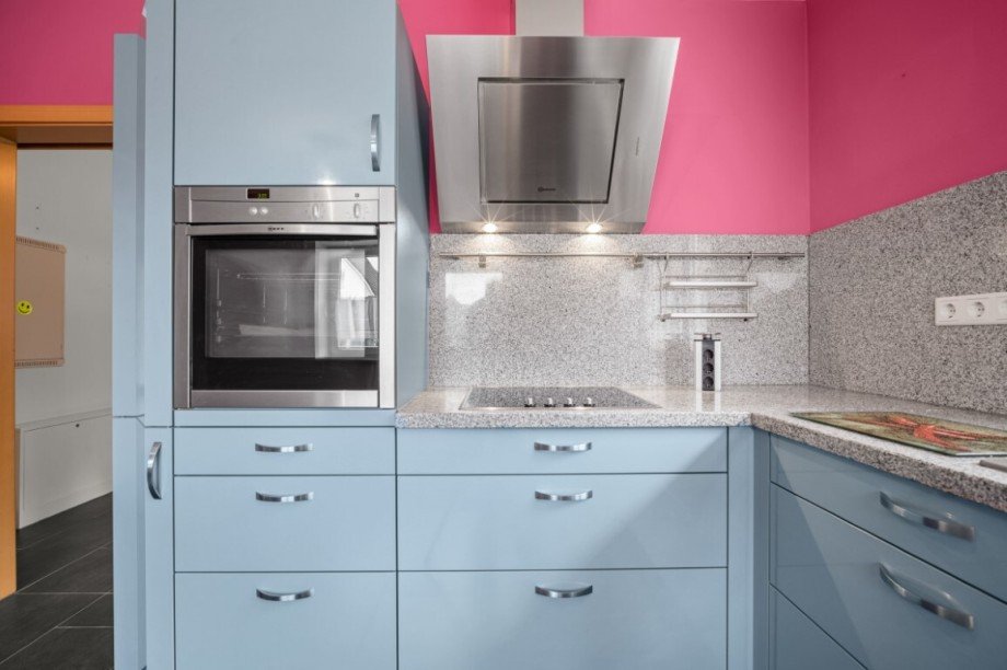 Backofen auf Arbeitsh�he Einfamilienhaus Gro�enaspe