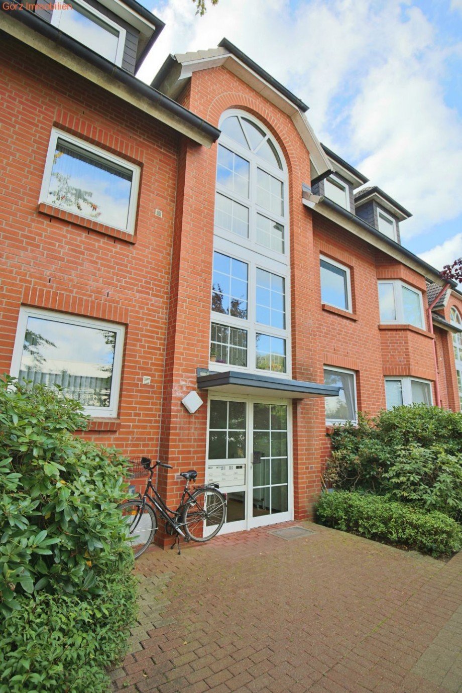 Hauseingang - sehr h�bsch! Maisonettewohnung Quickborn