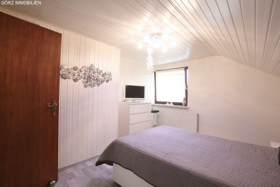 Schlafzimmer 2 DG Einfamilienhaus Elmenhorst
