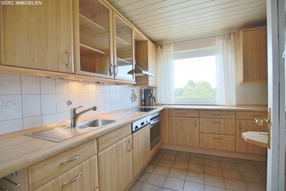 Moderne Holzoptik verleiht Gem�tlichkeit Dachgeschosswohnung Henstedt-Ulzburg