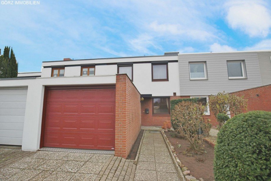 Eingang, Garage Reihenmittelhaus K�lln-Reisiek