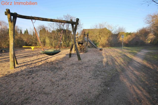 Umgebung - benachbarter Spielplatz Reihenhaus Quickborn-Heide