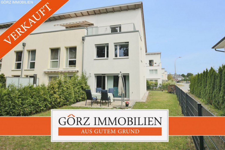  Norderstedt Reihenendhaus *VERKAUFT* Modernes Wohnen mit Dachterrasse in begehrter Sackgassenlage!