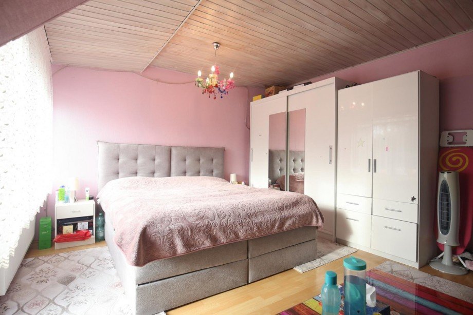 Schlafzimmer Doppelhaush�lfte Quickborn