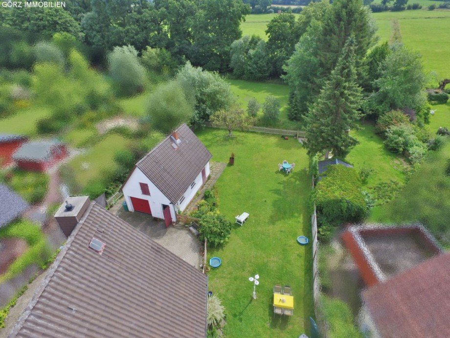 Der Garten aus der Vogelperspektive Einfamilienhaus Barmstedt