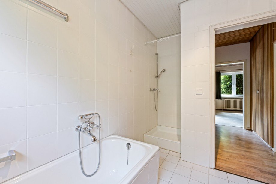 Vollbad Einfamilienhaus Norderstedt / Glash�tte