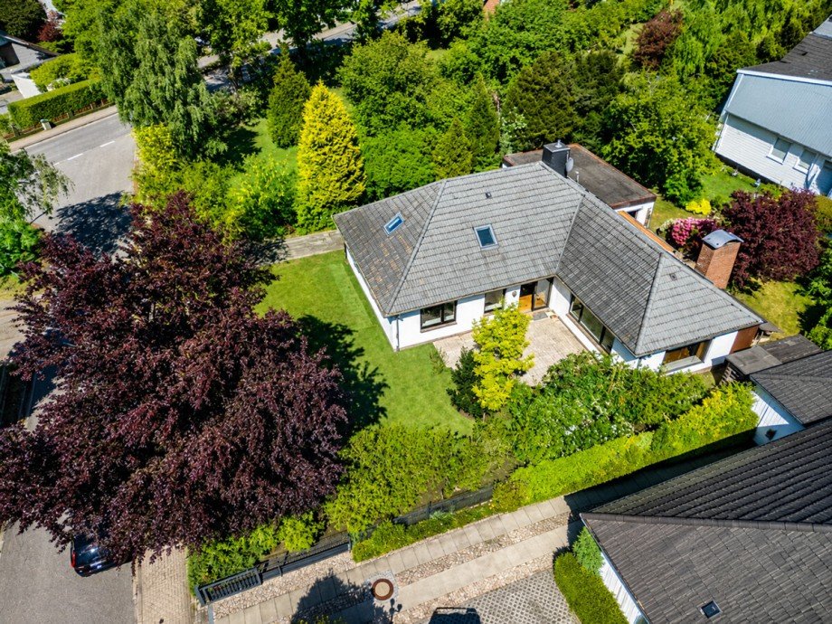 Gepflegter Garten Einfamilienhaus Norderstedt / Glash�tte