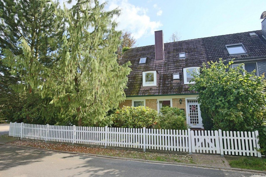 Stra�enansicht Reihenendhaus Norderstedt