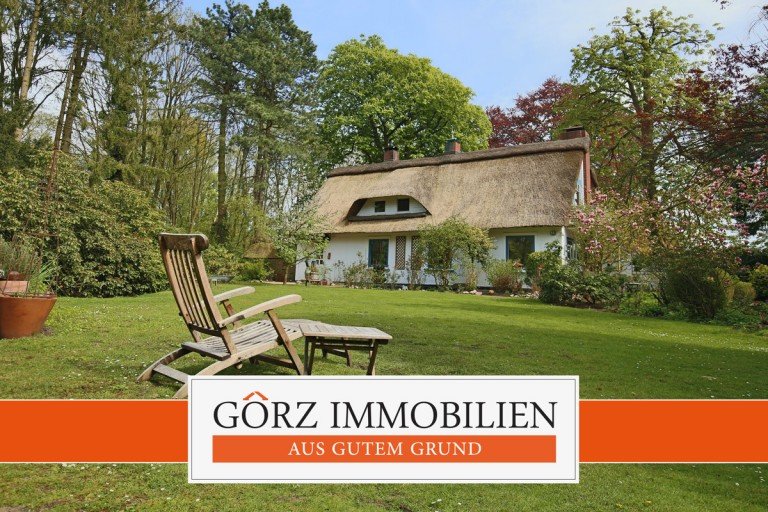 Traumhaus Norderstedt Wohngrundstück Einzigartiges Grundstück mit tollem Bestand für die große Familie - Direkt vor den Toren Hamburgs !
