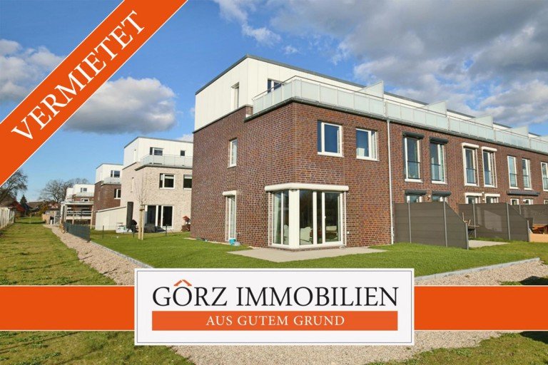 MC.M12330 Norderstedt Reihenendhaus *VERMIETET* KfW 55 Stadthaus mit Vollkeller und 2 Stellpl�tzen in Feldrandlage