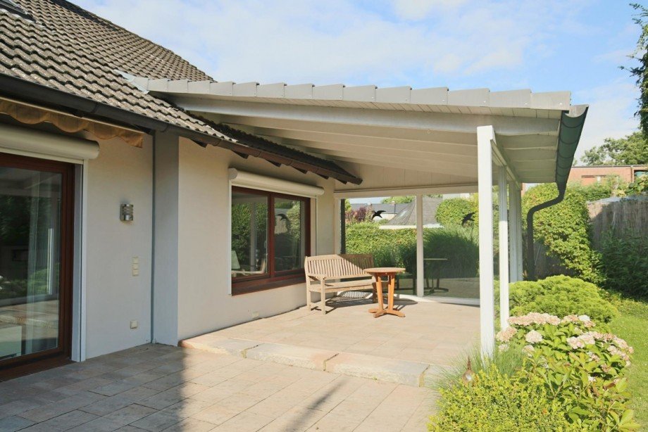 Terrassen�berdachung Einfamilienhaus Norderstedt