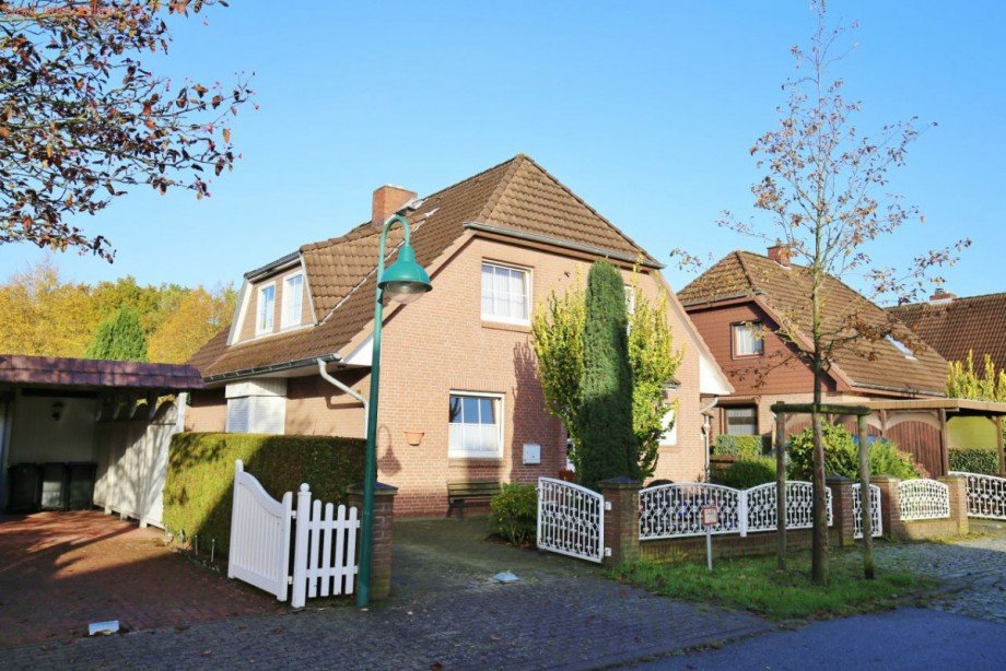 Stra�enansicht Einfamilienhaus Norderstedt