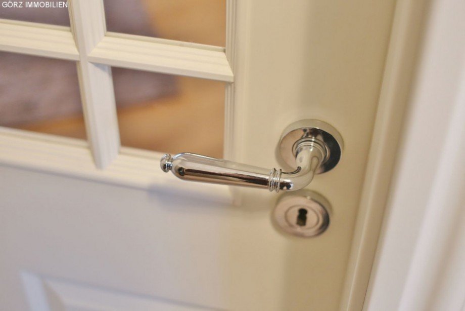 Stilvolle Dr�ckergarnituren Reihenhaus Norderstedt