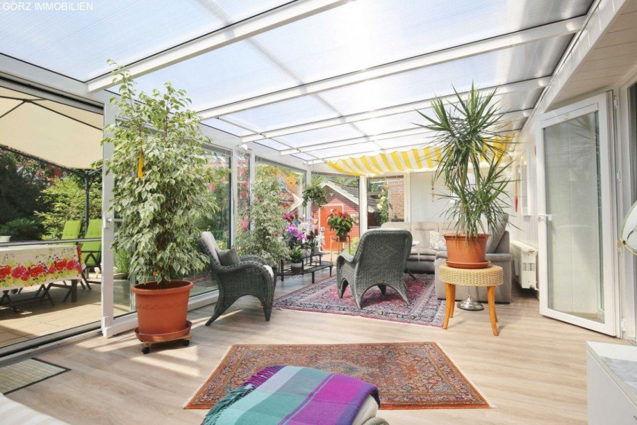 Gro�z�giger Wintergarten Einfamilienhaus Kaltenkirchen