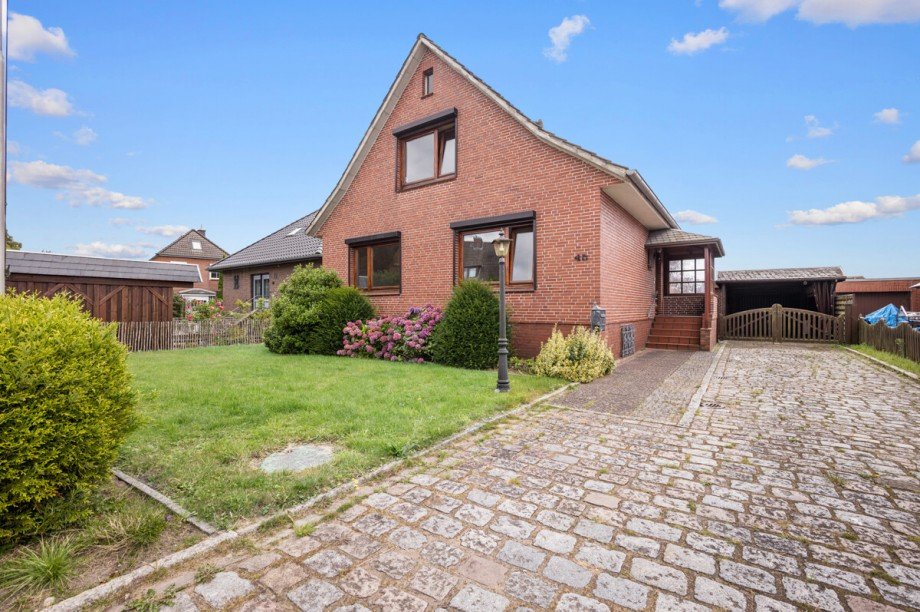 Auffahrt Wohngrundst�ck Tangstedt