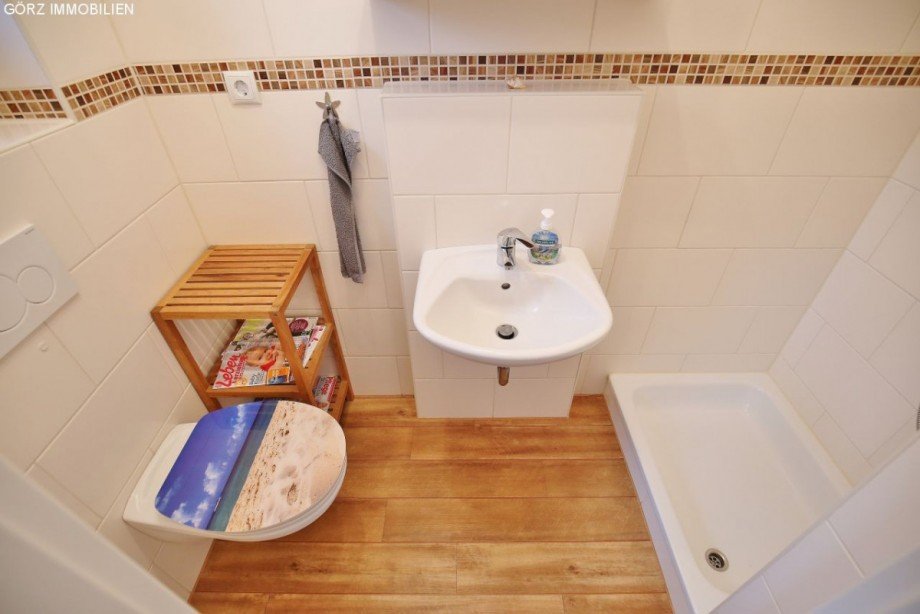 G�ste WC mit Dusche Doppelhaush�lfte Barmstedt