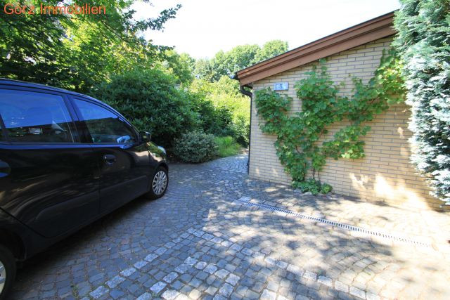 Platz f�r Autos Bungalow Hamburg