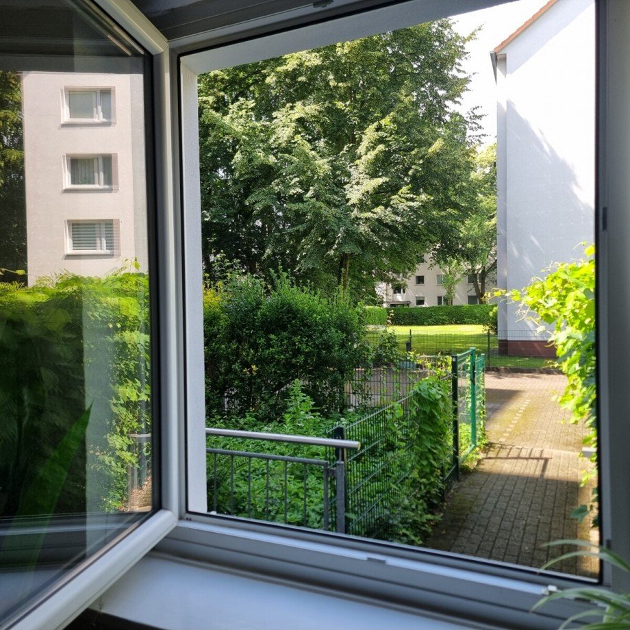 Blick von Ihrer Wohnung in den Garten Erdgeschosswohnung Hamburg