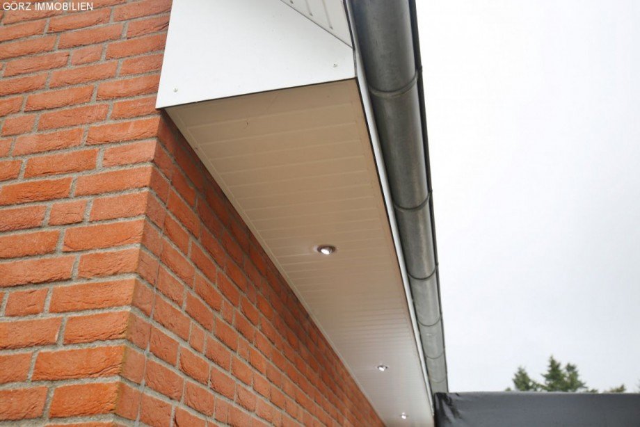 neuer Unterstand Einfamilienhaus Horst