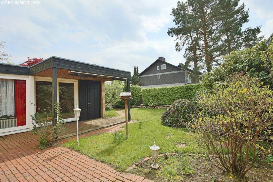traumhafter Garten Bungalow Norderstedt