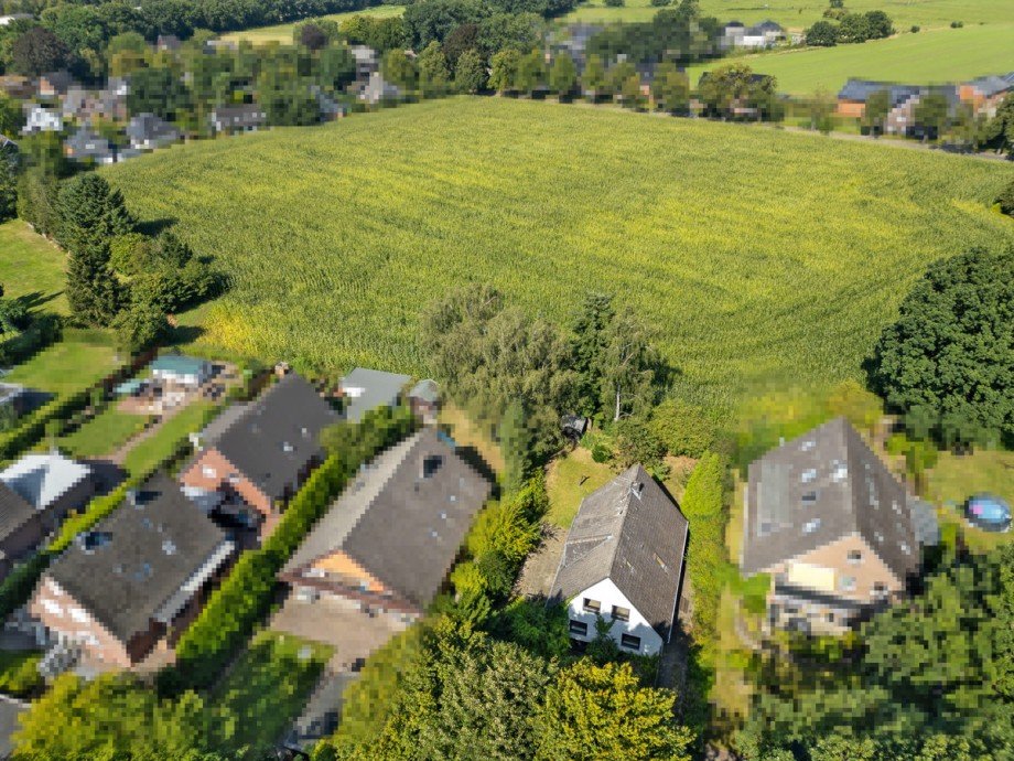 Lage am Feldrand Einfamilienhaus Norderstedt