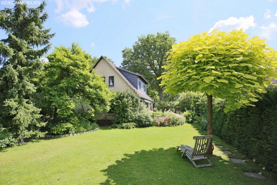 Eingewachsener Garten Einfamilienhaus Pinneberg