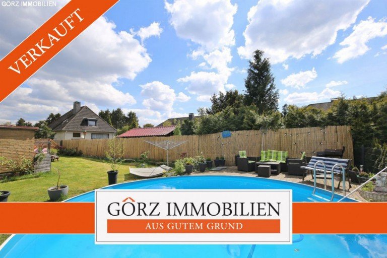 Quickborn-Heide Doppelhaushälfte *VERKAUFT* - Liebevoll modernisierte Doppelhaushälfte mit großem Garten im schönen Quickborn-Heide