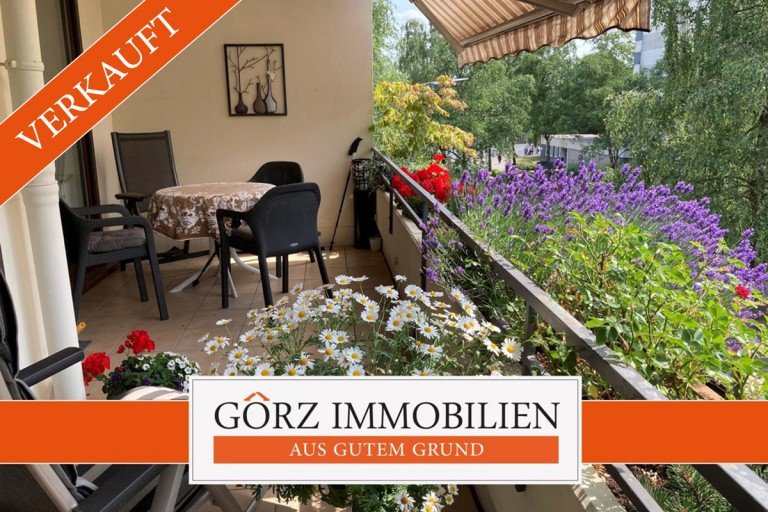  Norderstedt Etagenwohnung *VERKAUFT* Ihre Traum-Wohnung - Endetage mit 2 Balkonen - Perfekte Lage: Direkt beim Herold-Center und trotzdem ruhig! Inklusive Tiefgaragenstellplatz!