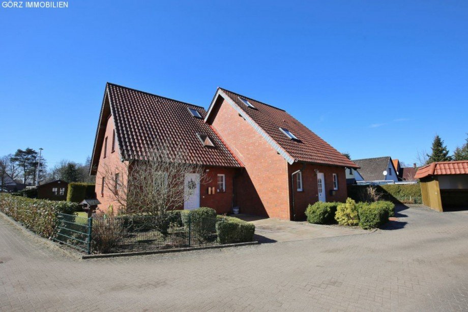 versetzte Doppelhaush�lfte Doppelhaush�lfte Quickborn-Heide