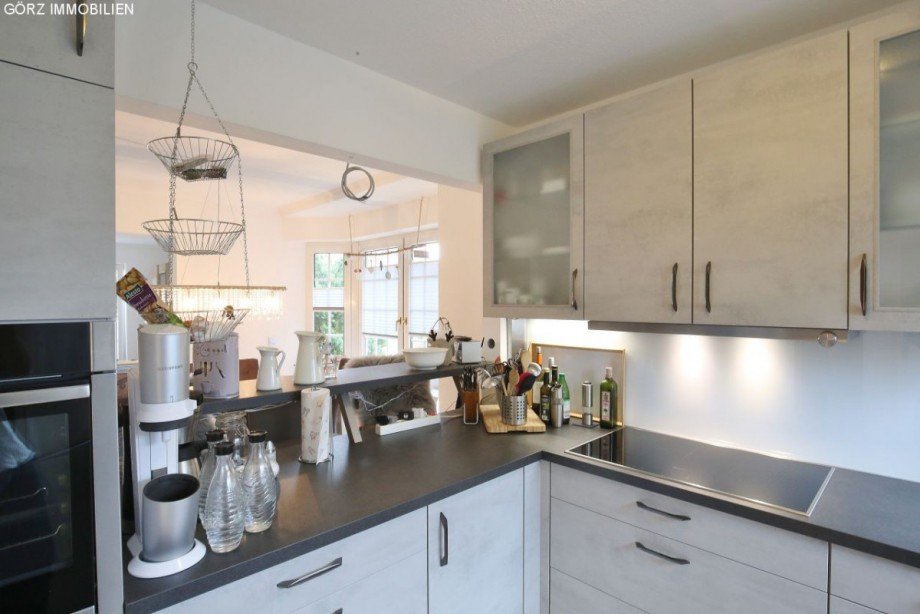 stilvolle K�che Doppelhaush�lfte Kummerfeld