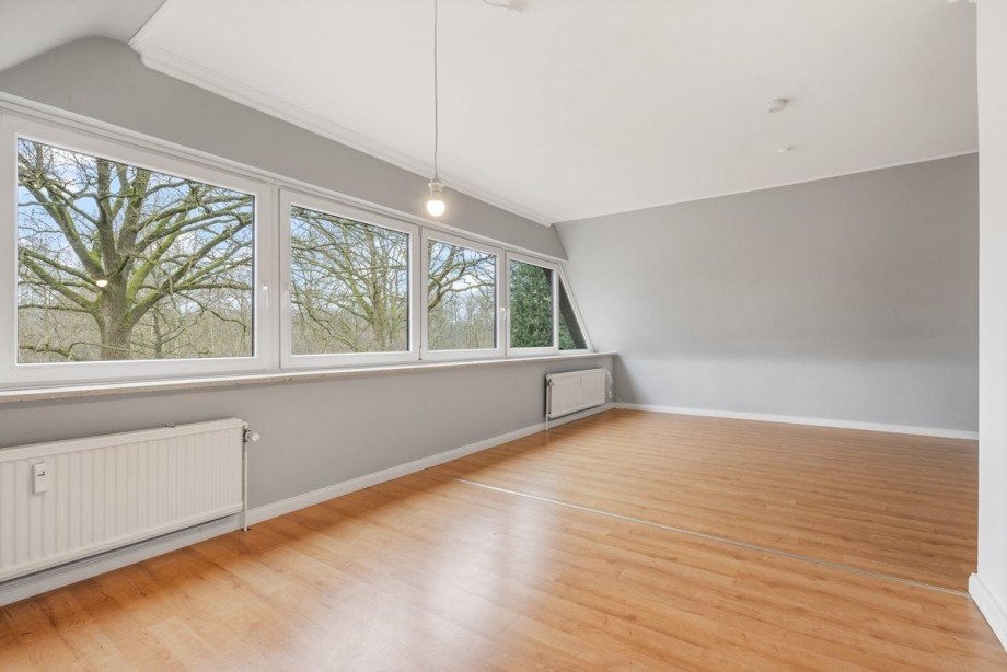 gro�e Fensterfront Dachgeschosswohnung Quickborn