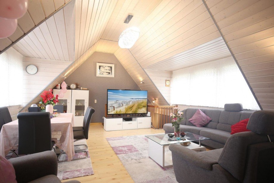 Wohnzimmer im DG Doppelhaush�lfte Quickborn