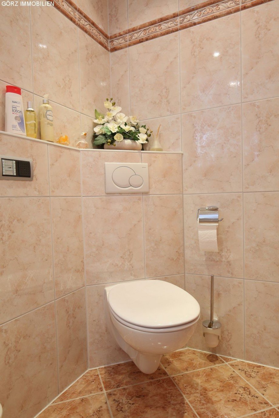 WC im Badezimmer Reihenendhaus Norderstedt