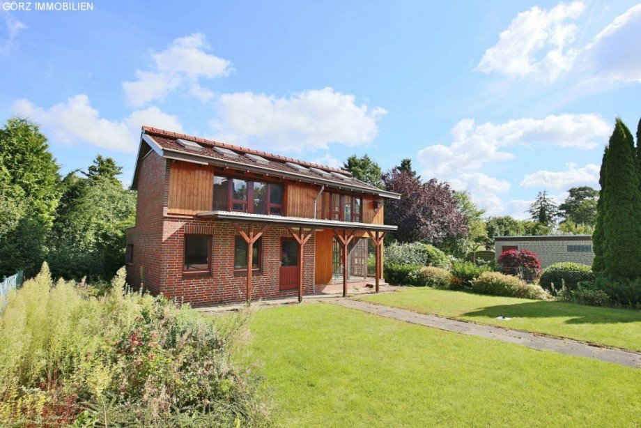 Massiv gebautes Gartenhaus Einfamilienhaus Norderstedt