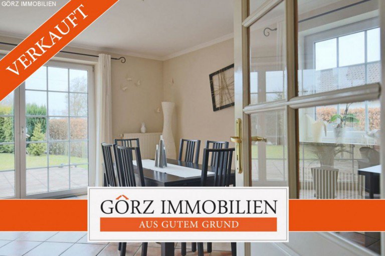  Quickborn-Heide Doppelhaush�lfte *VERKAUFT* Familienfreundliche Doppelhaush�lfte mit Vollkeller in super Zustand