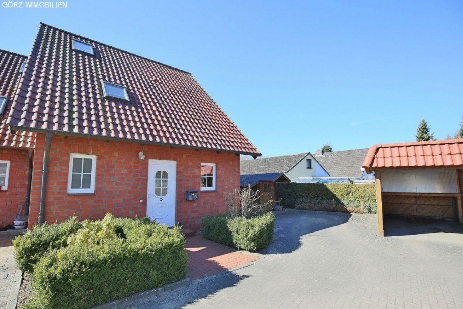 Eingang, Carport Doppelhaush�lfte Quickborn-Heide