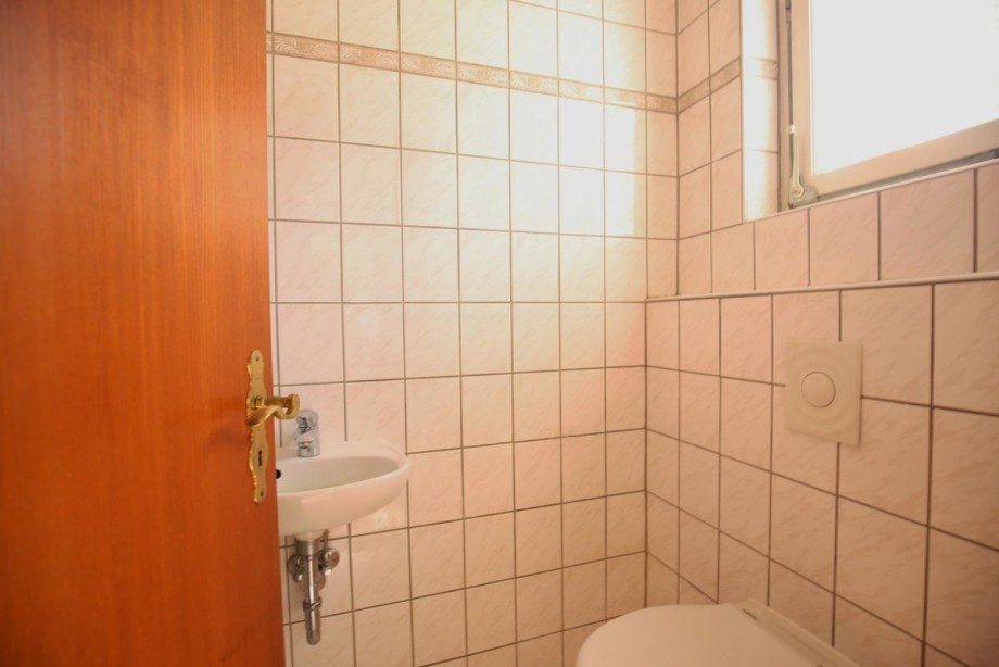 G�ste-WC Reihenendhaus Norderstedt