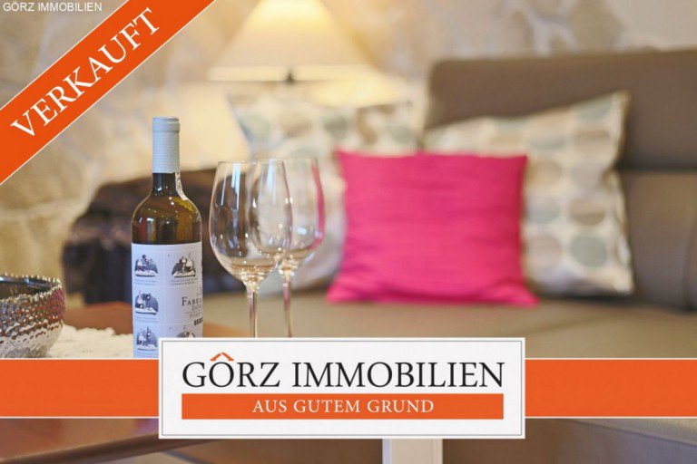  Halstenbek Einfamilienhaus *VERKAUFT* Liebevoll modernisiertes Einfamilienhaus mit gro�er Garage