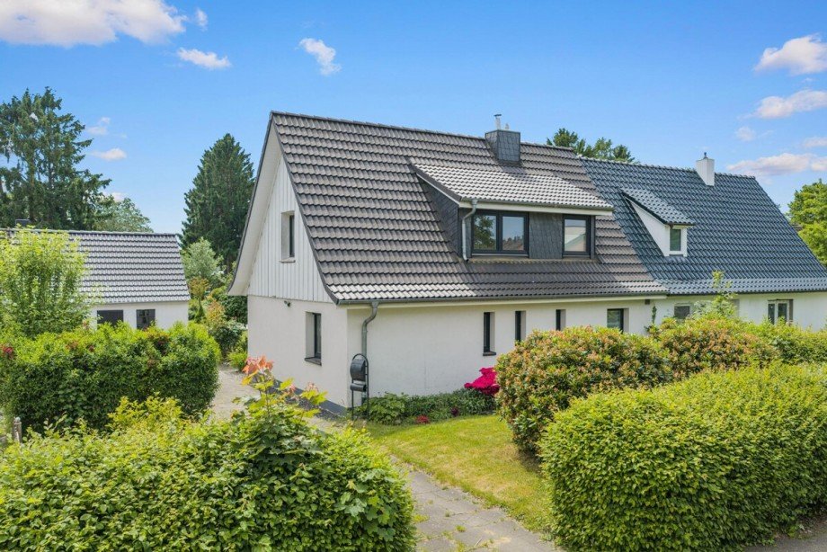  Doppelhaush�lfte Norderstedt