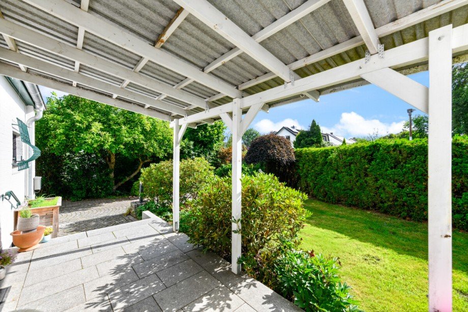 �berdachte Ostterrasse Einfamilienhaus Tangstedt-Wilstedt