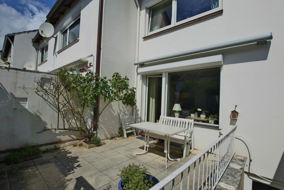 hell gepflastert Reihenhaus Rellingen