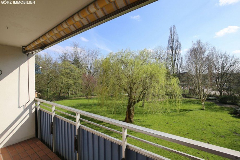 ...mit Blick ins Gr�ne Etagenwohnung Pinneberg
