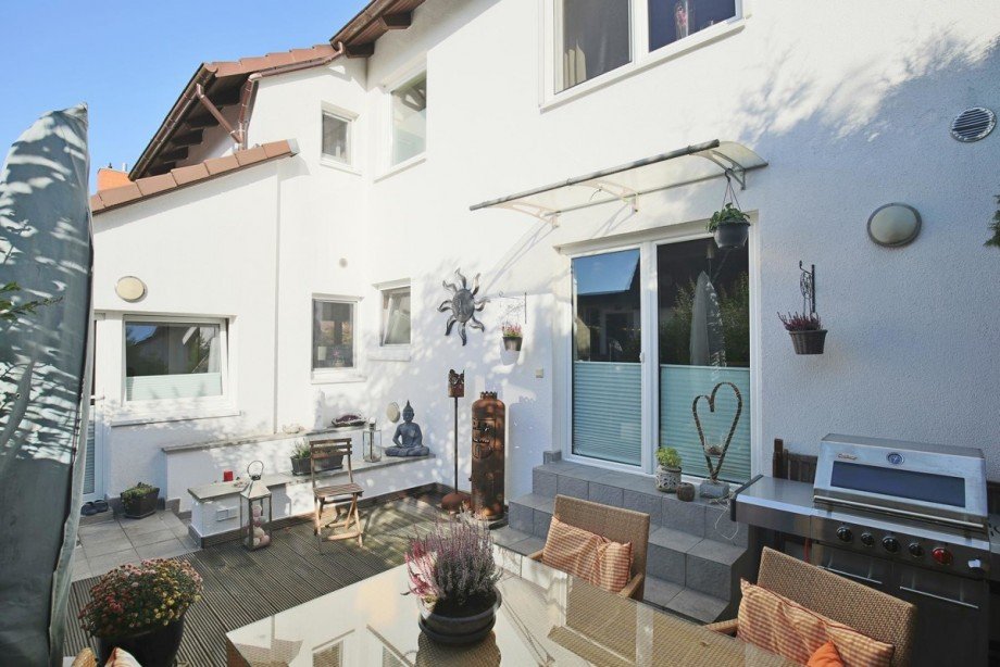 Terrasse hiter dem Haus Doppelhaush�lfte Hamburg-Sasel